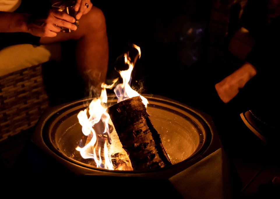 The Top 5 Outdoor Fire Pits for Cozy Winter Nights