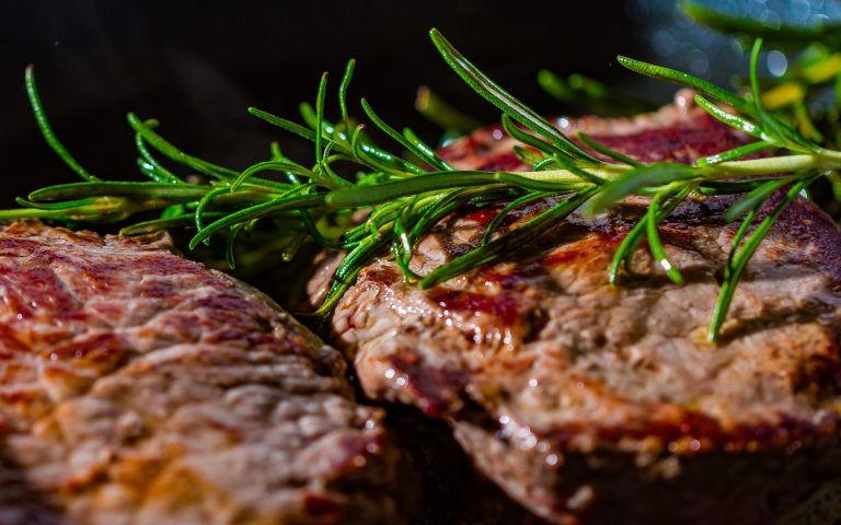 The Ultimate Guide to Grilling the Perfect Steak