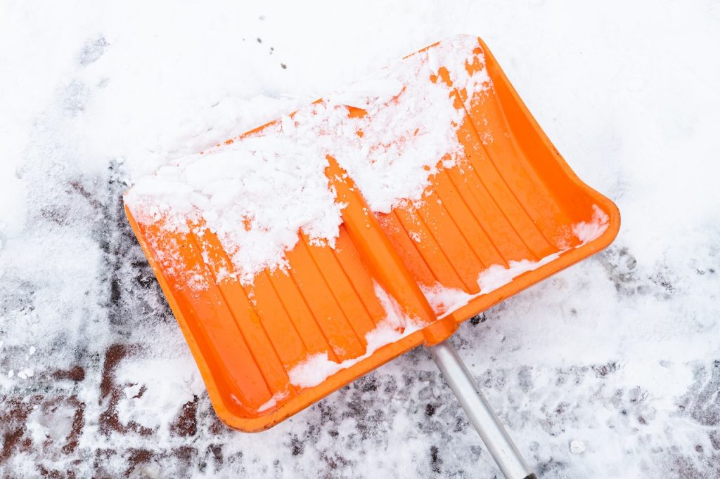 Push Snow Shovels